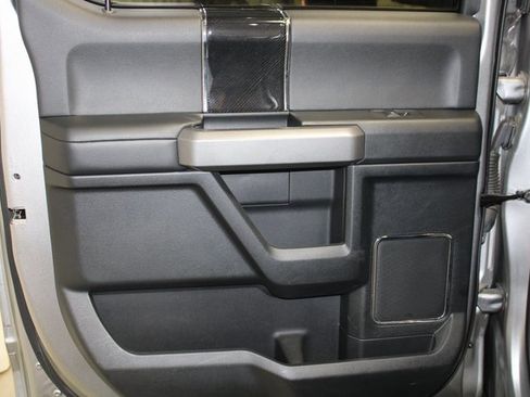 Used 2020 Ford F250 Platinum w/ FX4 Off-Road Package image 17