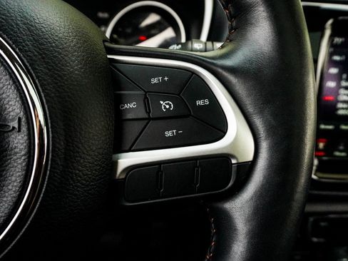 Used 2017 Jeep Compass Limited w/ Navigation Group image 32