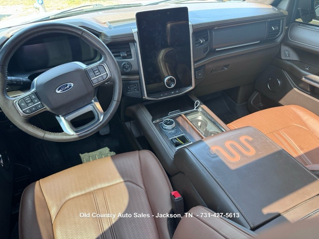 Used 2023 Ford Expedition Max King Ranch RWD image 16