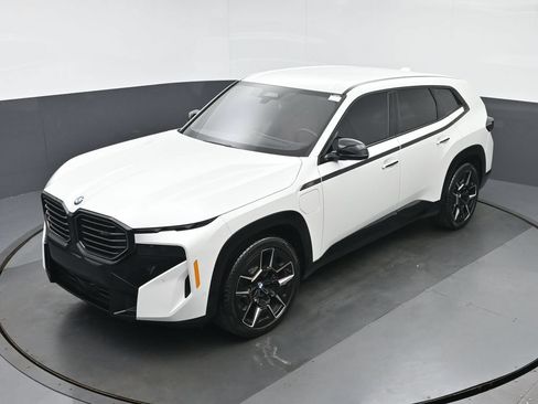 Used 2023 BMW XM AWD/4WD image 36