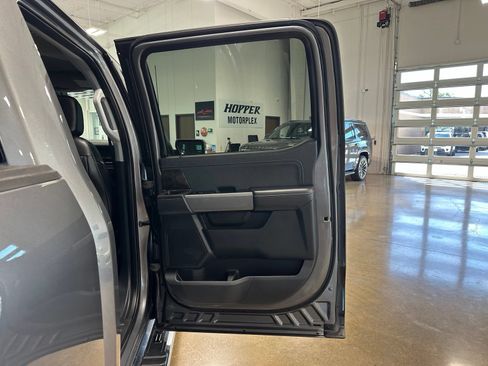Used 2022 Ford F150 Lariat w/ Trailer Tow Package AWD/4WD image 39