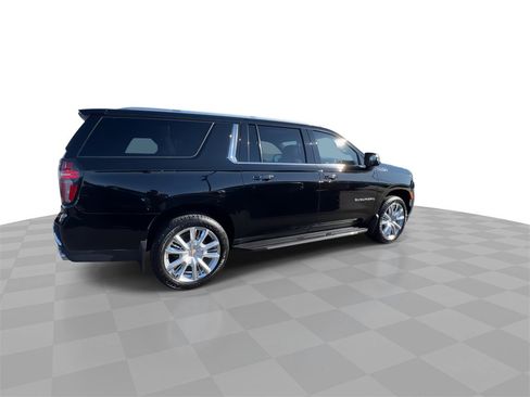 Used 2021 Chevrolet Suburban High Country image 8