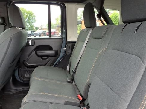 Used 2024 Jeep Wrangler Unlimited Sport AWD/4WD image 5
