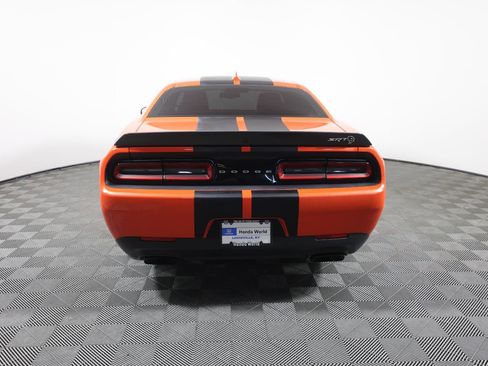 Used 2017 Dodge Challenger SRT Hellcat RWD image 6