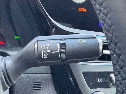 Certified 2025 Lexus ES 350 w/ Premium Package FWD image 32