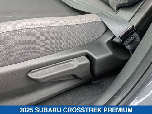 Certified 2025 Subaru Crosstrek 2.0i Premium image 26