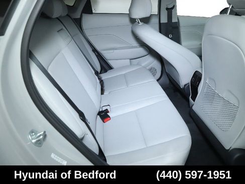 Used 2024 Hyundai Kona Limited AWD/4WD image 35