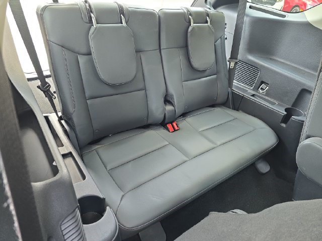 Used 2025 Ford Explorer Active w/ Active Comfort Package AWD/4WD image 12