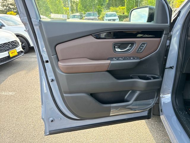 New 2026 Honda Pilot TrailSport image 16