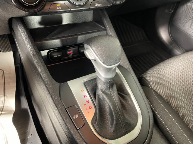 Certified 2023 Kia Forte LXS w/ LXS Technology Package FWD image 10