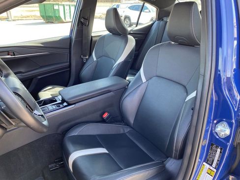 Used 2025 Toyota Camry SE FWD image 20