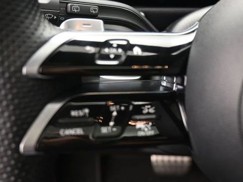 Used 2024 Mercedes-Benz GLB 250 image 28