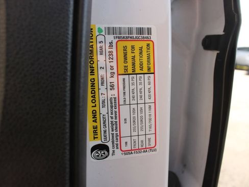 Used 2018 Ford Explorer Limited w/ Equipment Group 301A AWD/4WD image 29
