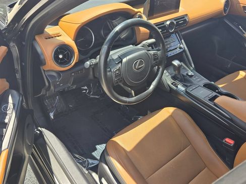 Used 2025 Lexus IS 300 w/ Premium Package RWD image 10