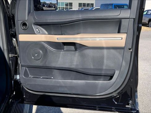 Certified 2024 Ford Expedition Max Limited image 23