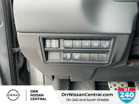 Used 2023 Toyota Tundra Limited w/ TRD Off-Road Package image 18