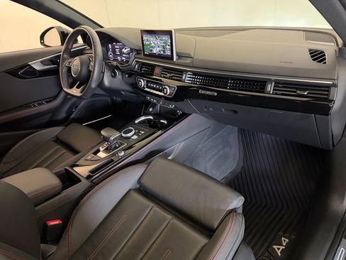 Used 2018 Audi A4 2.0T Premium Plus image 33