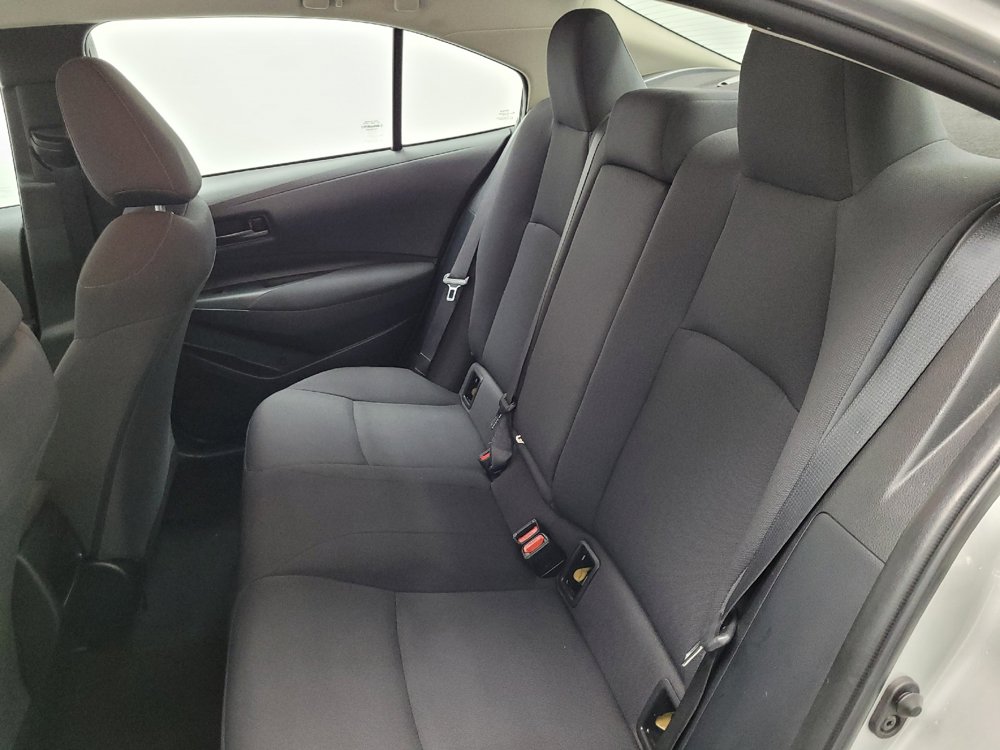 Used 2022 Toyota Corolla LE FWD image 18