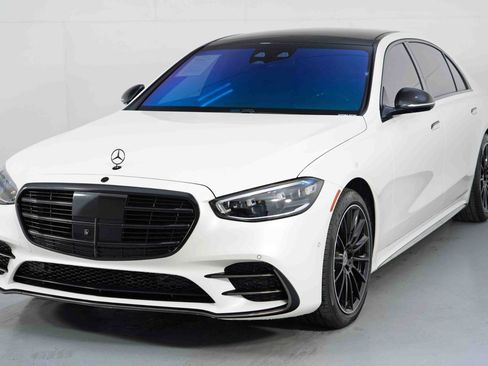 Used 2023 Mercedes-Benz S 580 4MATIC Sedan image 55