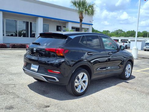 Used 2025 Buick Encore GX Preferred FWD image 2