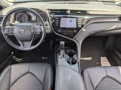 Used 2019 Toyota Camry SE w/ Convenience Package FWD image 14