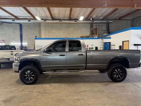 Used 2006 Dodge Ram 2500 Truck SLT w/ Quad Cab Big Horn Value Group image 2