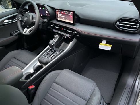 New 2024 Dodge Hornet GT w/ Tech Pack w/o Parking AWD/4WD image 21