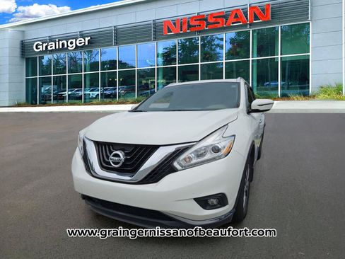 Used 2016 Nissan Murano SL w/ SL Technology Package FWD image 2