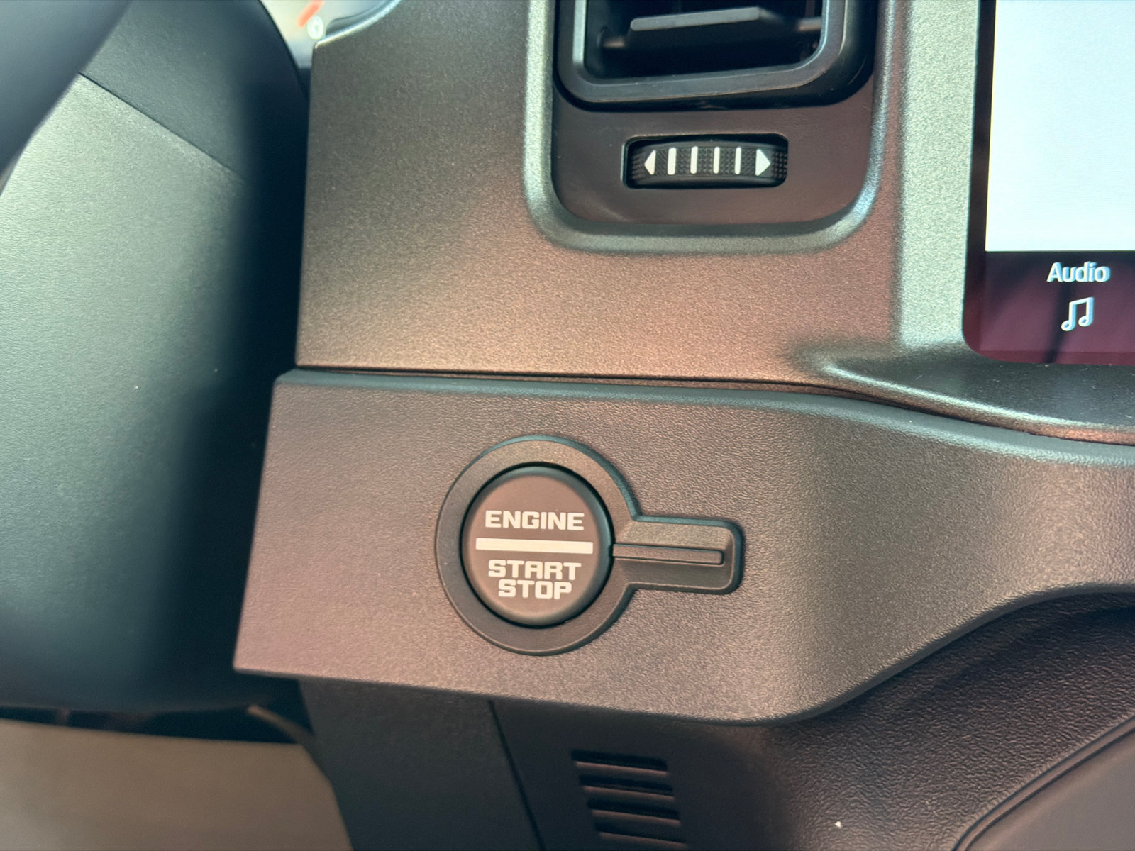 New 2026 Ford Bronco Raptor AWD/4WD image 30