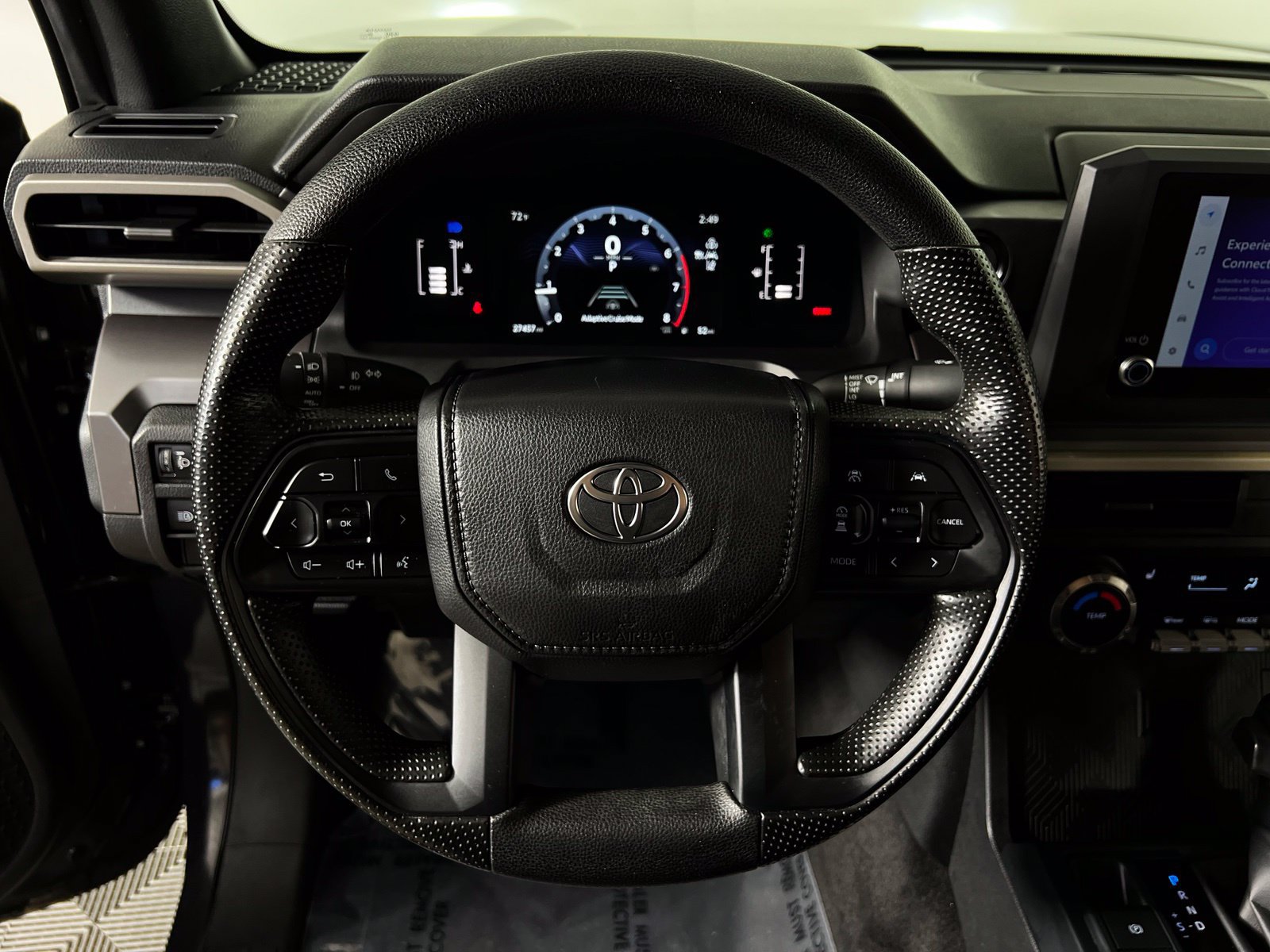 Certified 2025 Toyota Tacoma SR5 AWD/4WD image 14