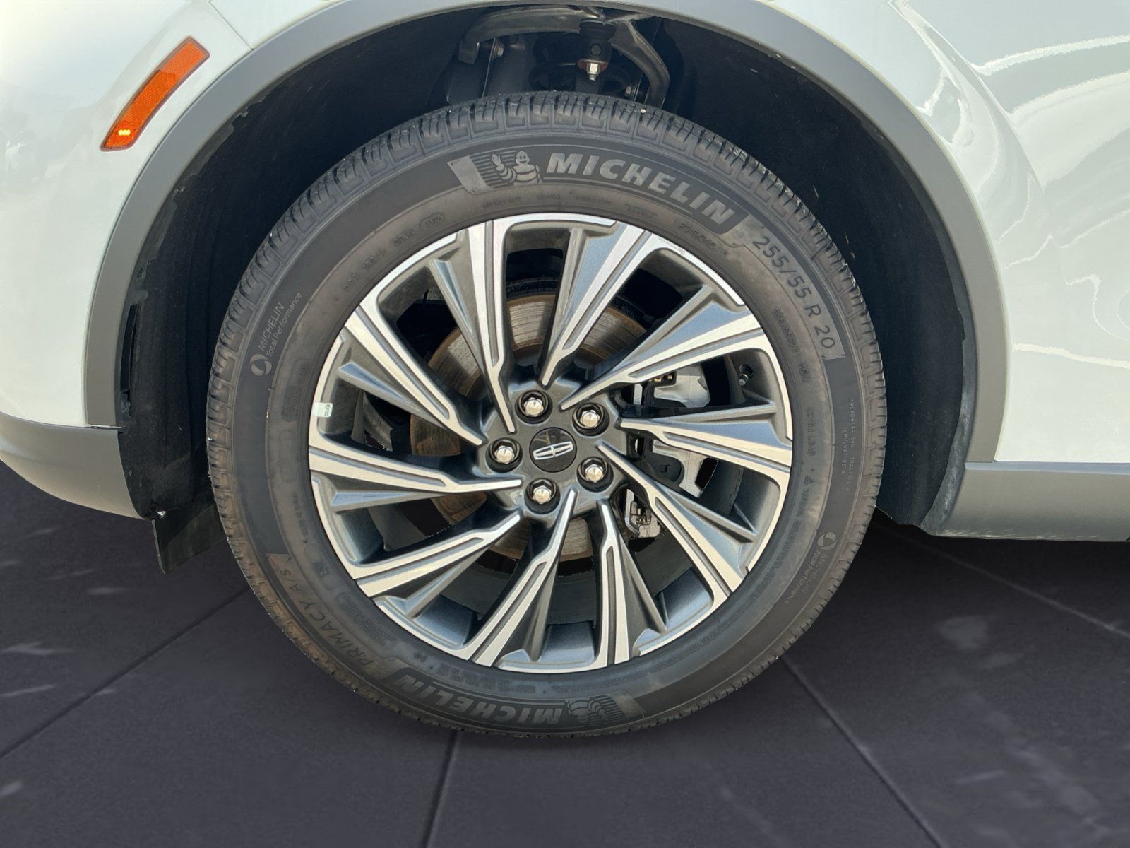 New 2026 Lincoln Aviator AWD image 14