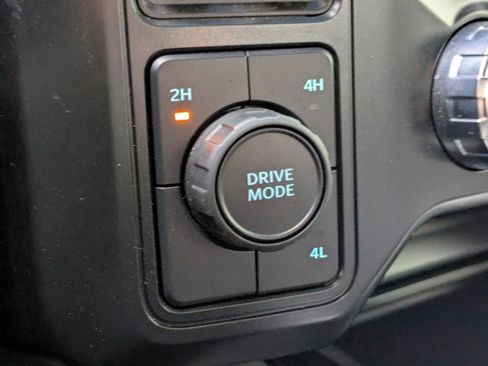 Used 2025 Ford F350 Lariat w/ Lariat Ultimate Package image 36