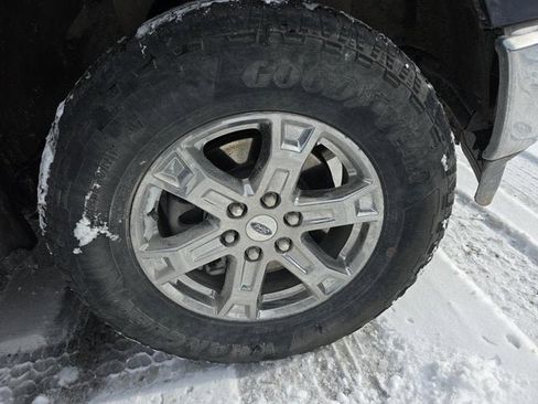 Used 2022 Ford F150 Lariat w/ Equipment Group 502A High image 19