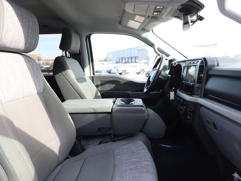 Used 2023 Ford F250 XLT image 11