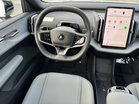 New 2026 Volvo EX30 Ultra image 17