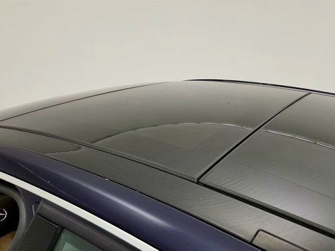 Used 2010 Mercedes-Benz E 350 4MATIC Sedan image 10