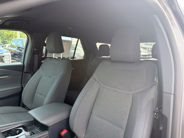Used 2027 Ford Explorer Active AWD/4WD image 19