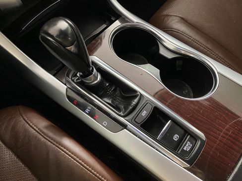 Used 2015 Acura TLX w/ Technology Package image 19