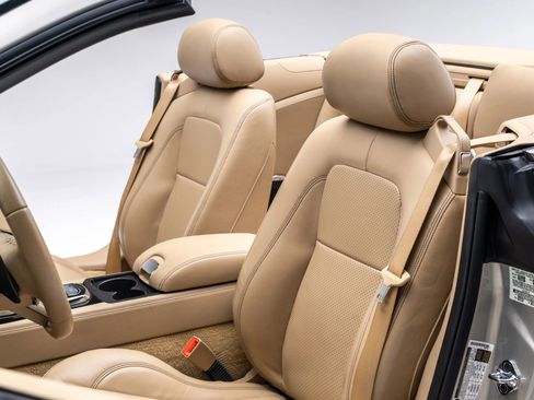Used 2012 Jaguar XK Convertible RWD image 8
