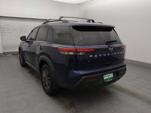 Used 2022 Nissan Pathfinder SV image 5