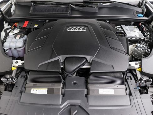 Used 2023 Audi Q8 Premium Plus w/ Premium Plus Package AWD/4WD image 35