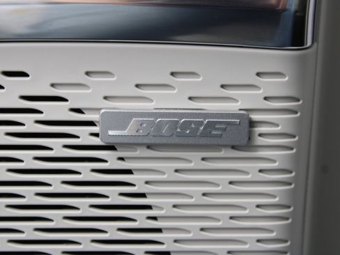 Used 2024 GMC Acadia Denali image 60