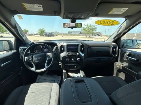 Used 2022 Chevrolet Silverado 1500 LT Trail Boss w/ Safety Package AWD/4WD image 21