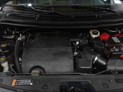 Used 2016 Ford Explorer XLT w/ Equipment Group 202A image 33