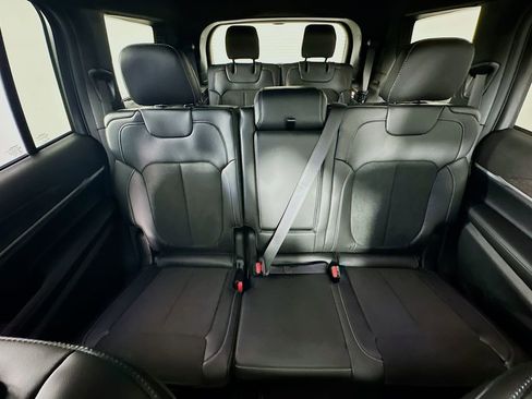 New 2026 Jeep Grand Cherokee L 4WD image 10