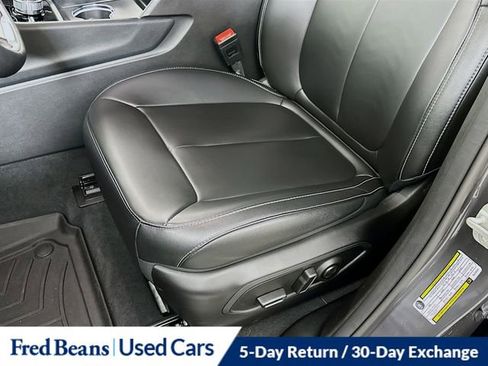 Used 2024 Jeep Grand Cherokee Limited w/ Black Appearance Package image 20