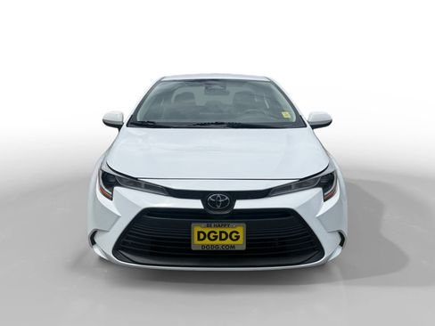 Used 2024 Toyota Corolla LE FWD image 8