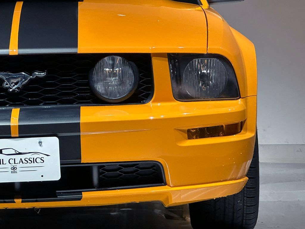 Used 2007 Ford Mustang GT RWD image 2