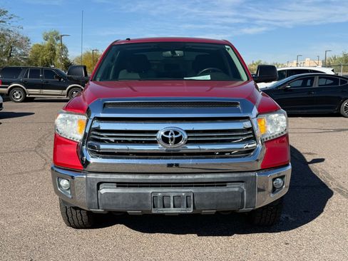 Used 2017 Toyota Tundra SR5 w/ SR5 Upgrade Package image 2