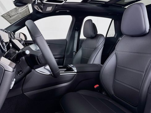 New 2026 Mercedes-Benz GLC 300 image 16